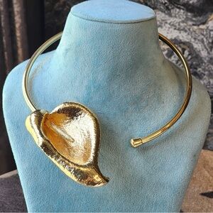 Calla Lily Gold Floral Choker Necklace